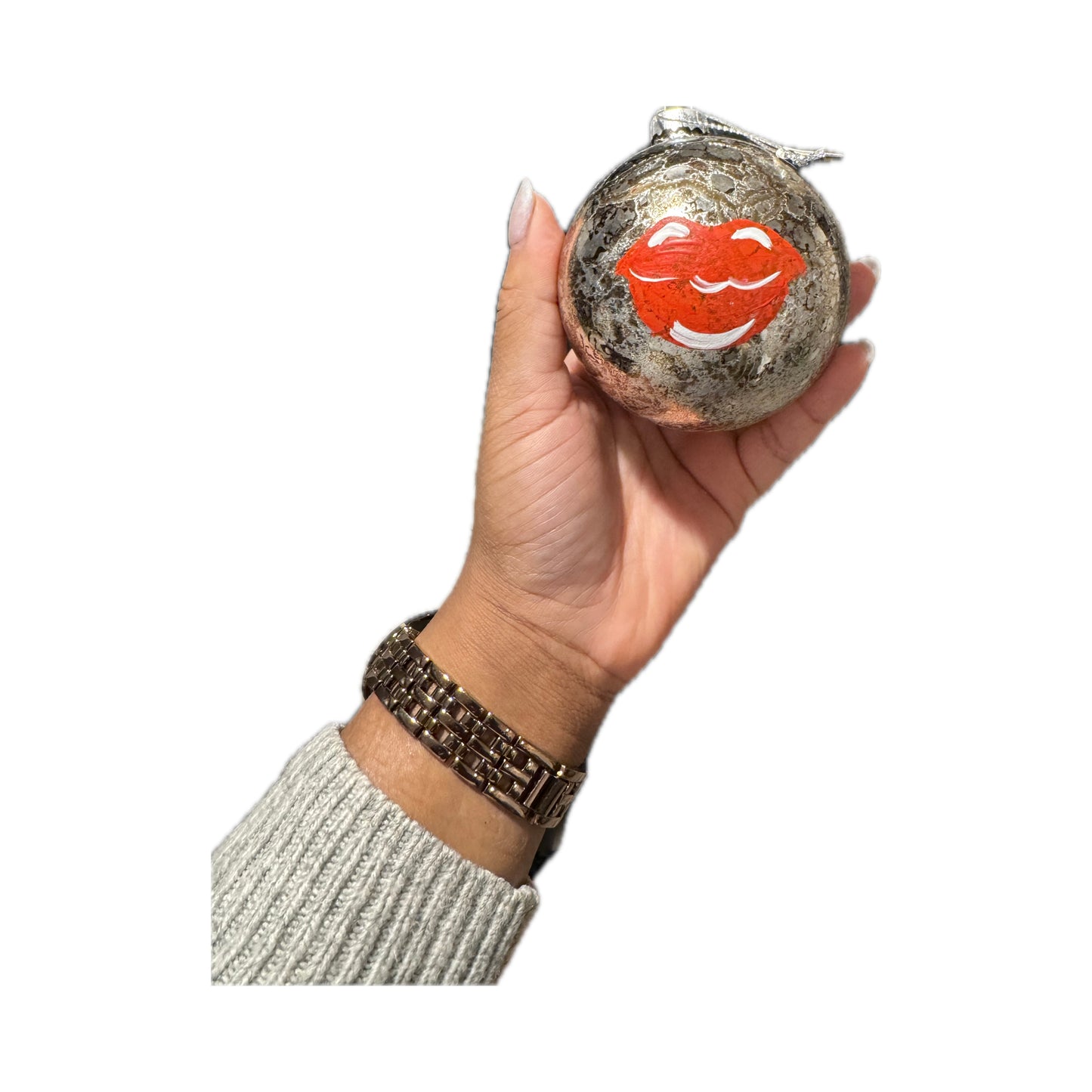 “A Dolls’ Ornament”